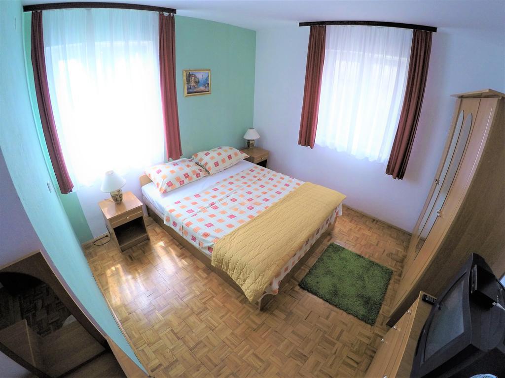 Orange City Apartment'S Repic บีโอกราดนาโมรู ภายนอก รูปภาพ