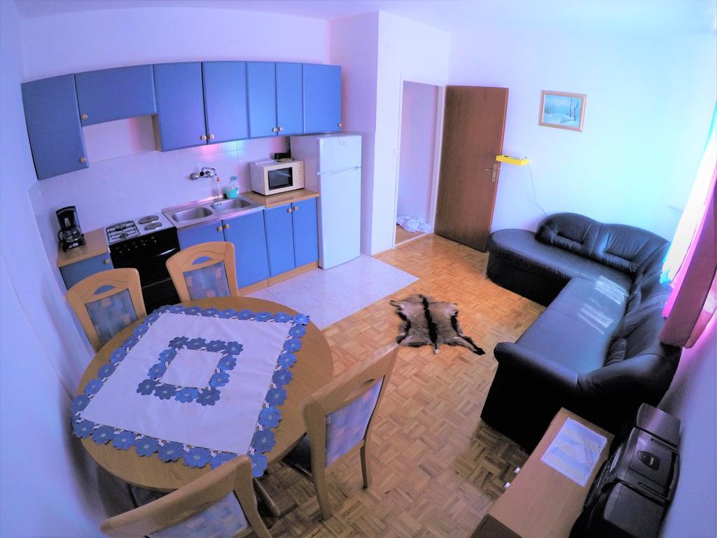 Orange City Apartment'S Repic บีโอกราดนาโมรู ภายนอก รูปภาพ
