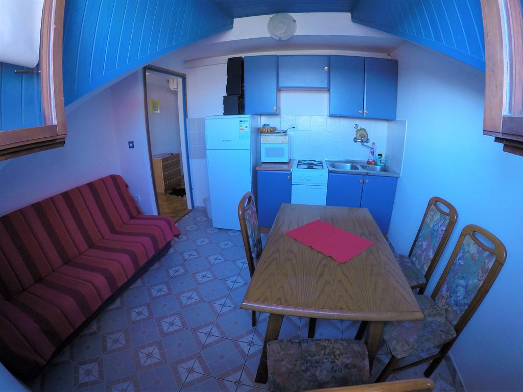 Orange City Apartment'S Repic บีโอกราดนาโมรู ภายนอก รูปภาพ
