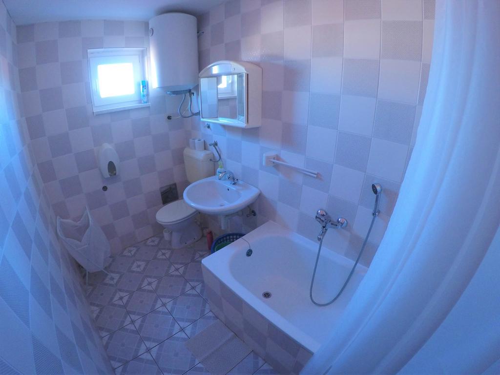 Orange City Apartment'S Repic บีโอกราดนาโมรู ภายนอก รูปภาพ