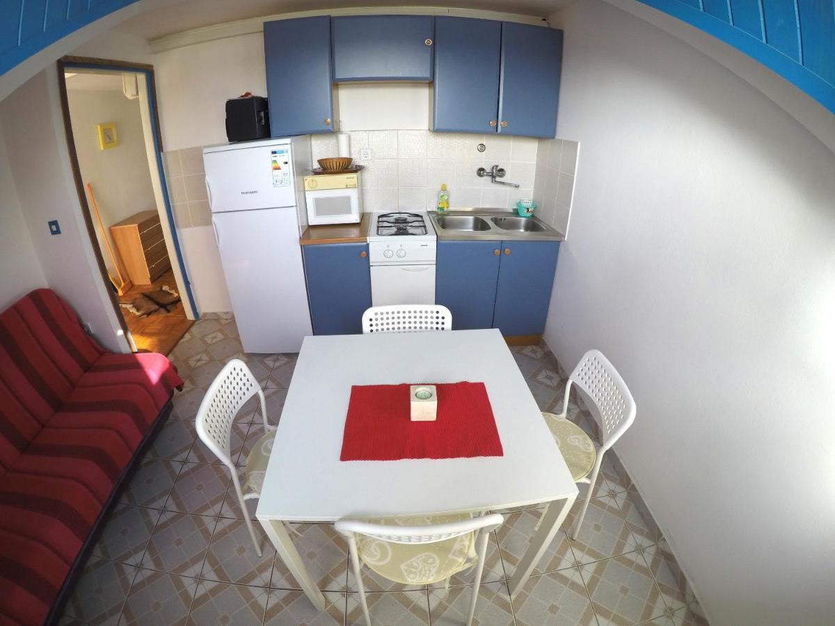 Orange City Apartment'S Repic บีโอกราดนาโมรู ภายนอก รูปภาพ